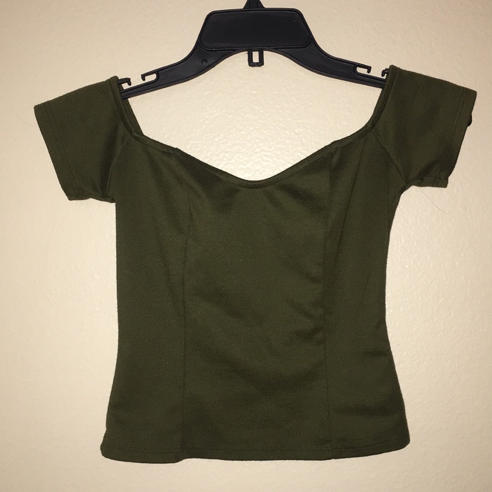Misope Green top